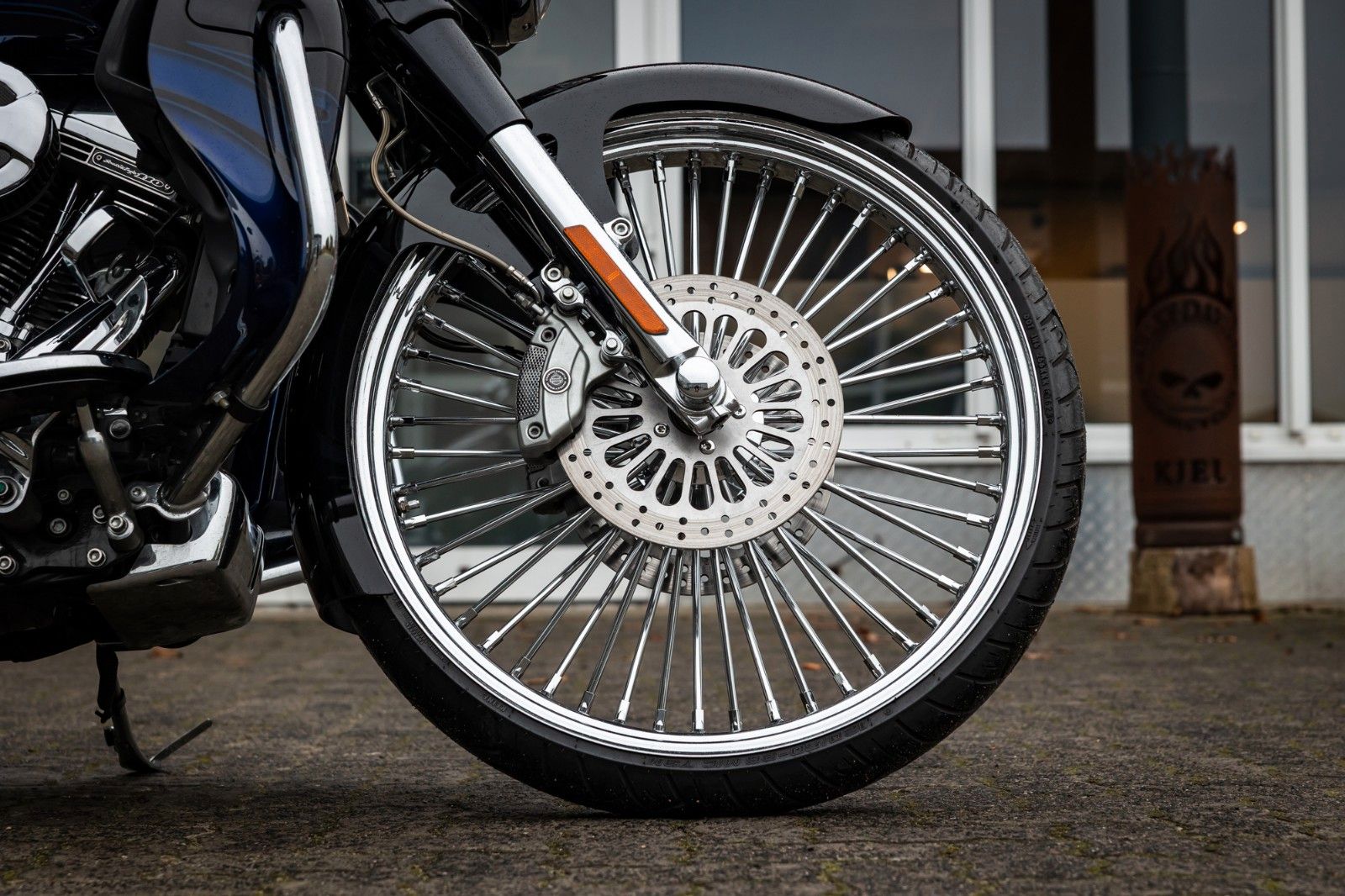 Fahrzeugabbildung Harley-Davidson CVO STREET GLIDE 110 FLHXSE - Jekill&Hyde-26Zoll