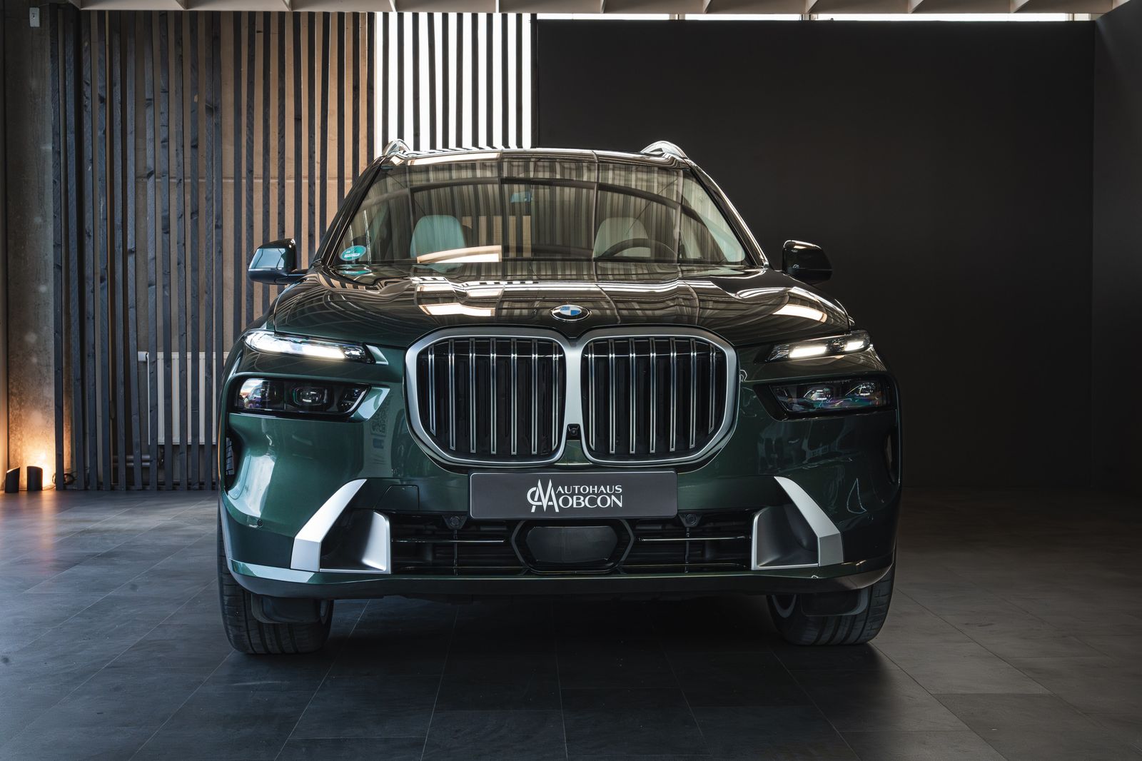 BMW X7 xDrive40d | B&W | ICONIC GLOW | EXKLUSIV  imagem 2