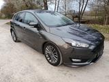 Ford Focus 1.5 EcoBoost ST-Line - gebrauchte Limousinen