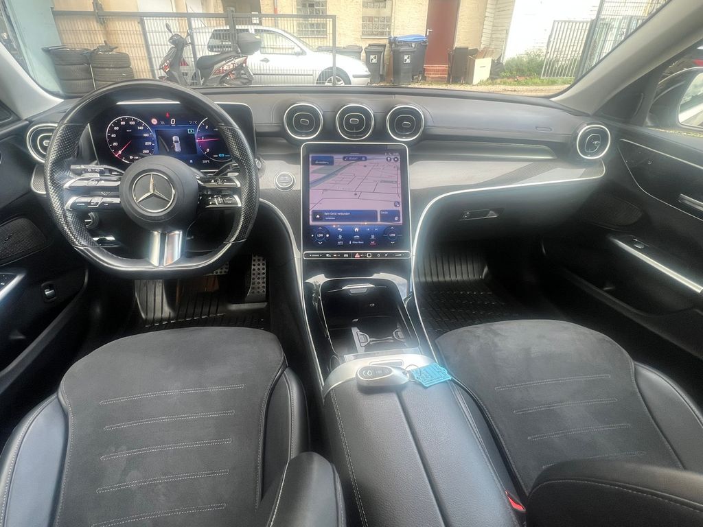 Mercedes-Benz C 220 d 4MATIC T*AMG Paket*Navi*LED*R-Cam