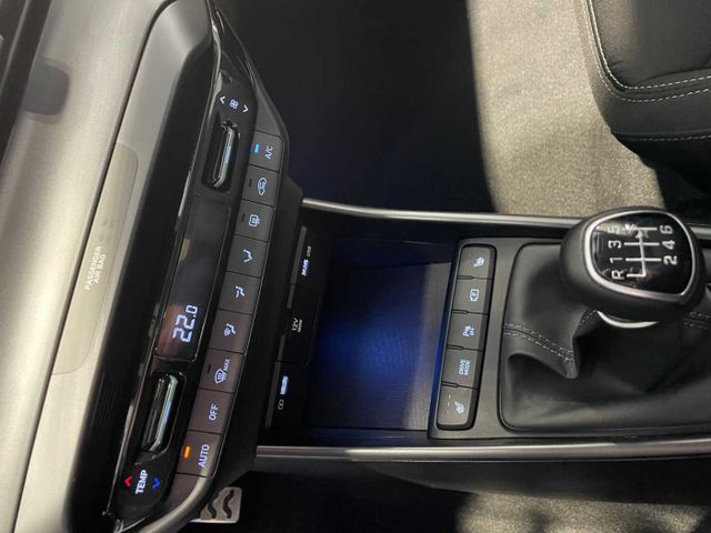 Fahrzeugabbildung Hyundai BAYON 1.0 T-GDI 48V-Hybrid Intro LED NAVI BOSE