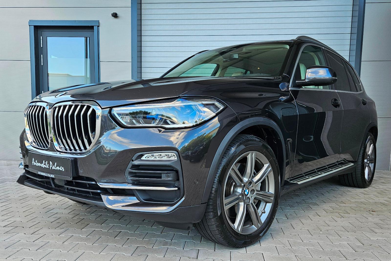 BMW X5 xDrive45e M Sportlenkrad 1Hand 20 Zoll