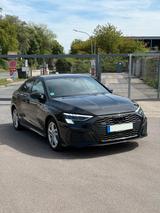 Audi A3 2.0TDI*QUATTRO*HEADUP*B&O*CARBON*VOLL*