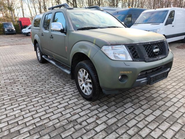 Nissan Navara Pickup Double Cab LE V6 4X4/EXPORT/