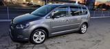 Volkswagen Touran 1.6 TDI Highline BlueMotion Technolog... - Volkswagen Touran aus 2011: Bluemotion