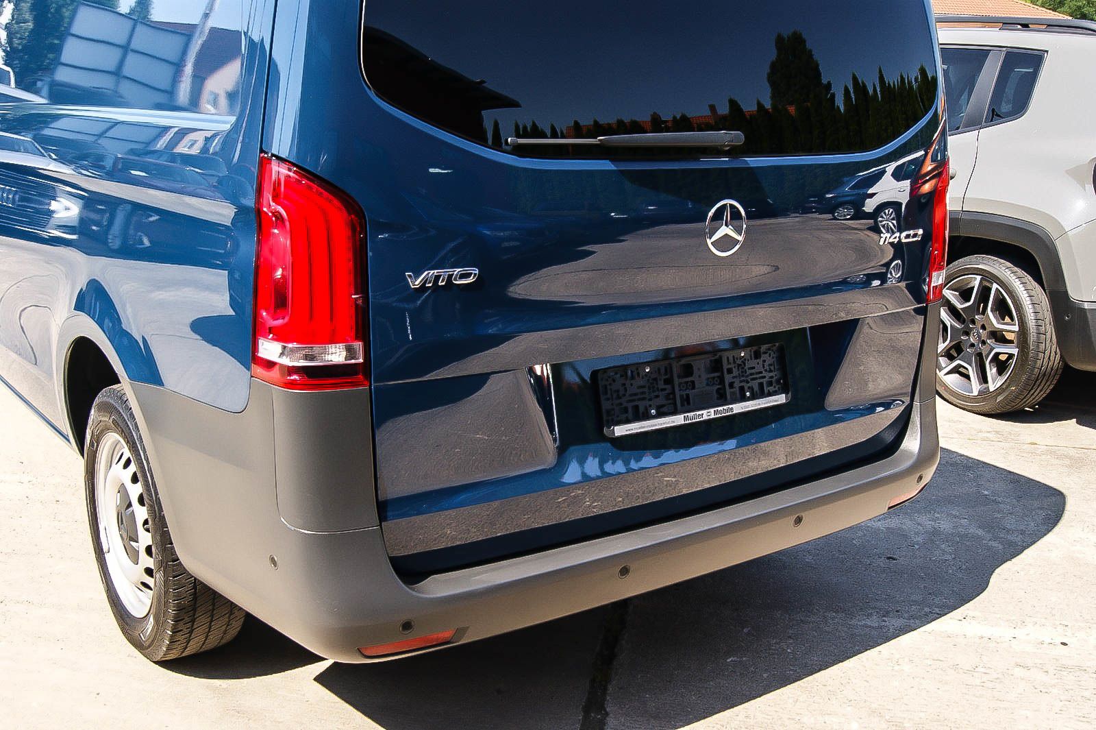 Fahrzeugabbildung Mercedes-Benz Vito Kasten 114 CDI lang Aut LED KAMERA PARKASSI