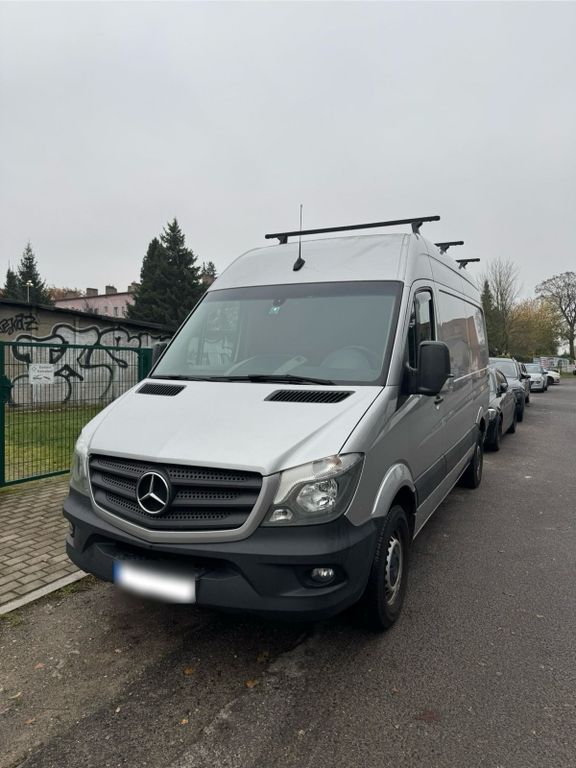 Image of Mercedes-Benz Sprinter