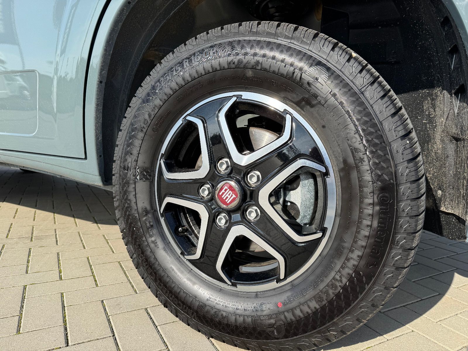 Fahrzeugabbildung Bürstner Lyseo TD 690 HL - 17.359€ SPAREN!