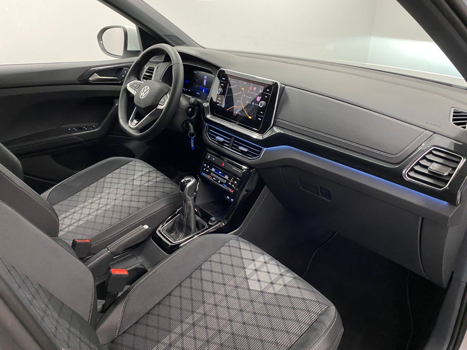 Volkswagen T-Cross - Bild 9
