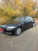 BMW 525d Sportgetr, Head Up, Soundsyst, Große Navi - BMW 525 in Frankfurt (Main)