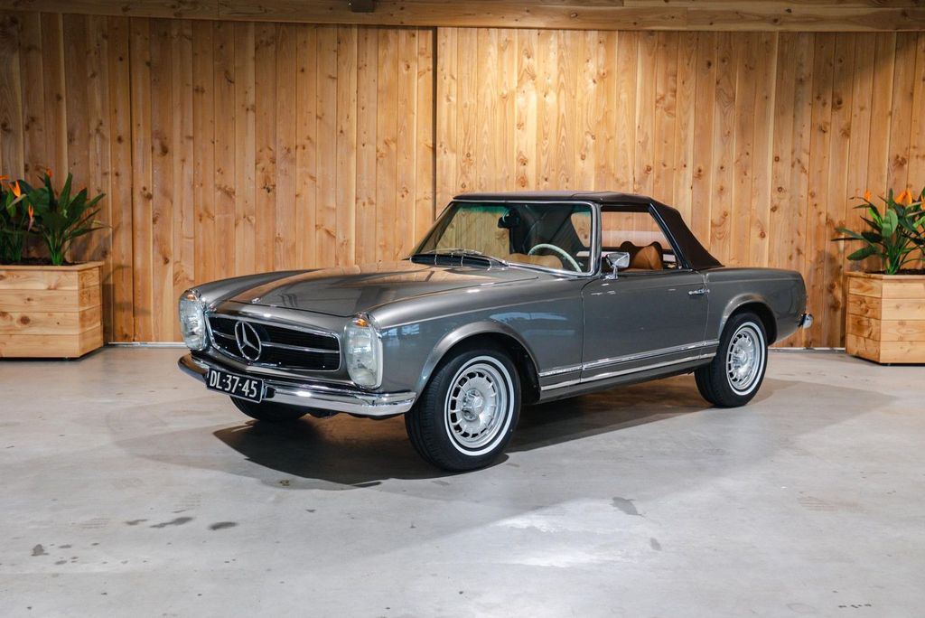 Mercedes-Benz SL 280