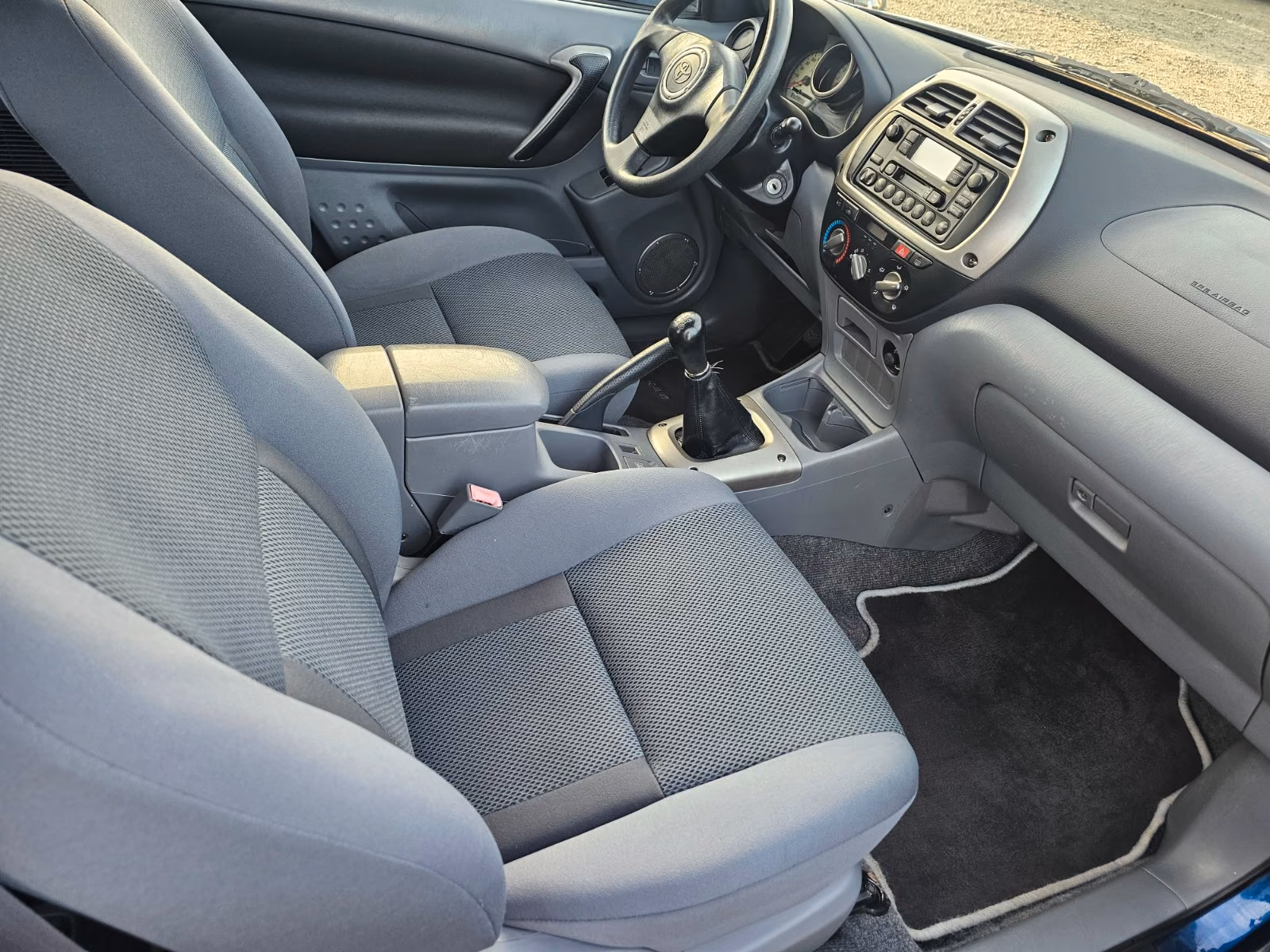 TOYOTA RAV 4 RAV4 2.0 B 4X4 | 150 ch | BVM