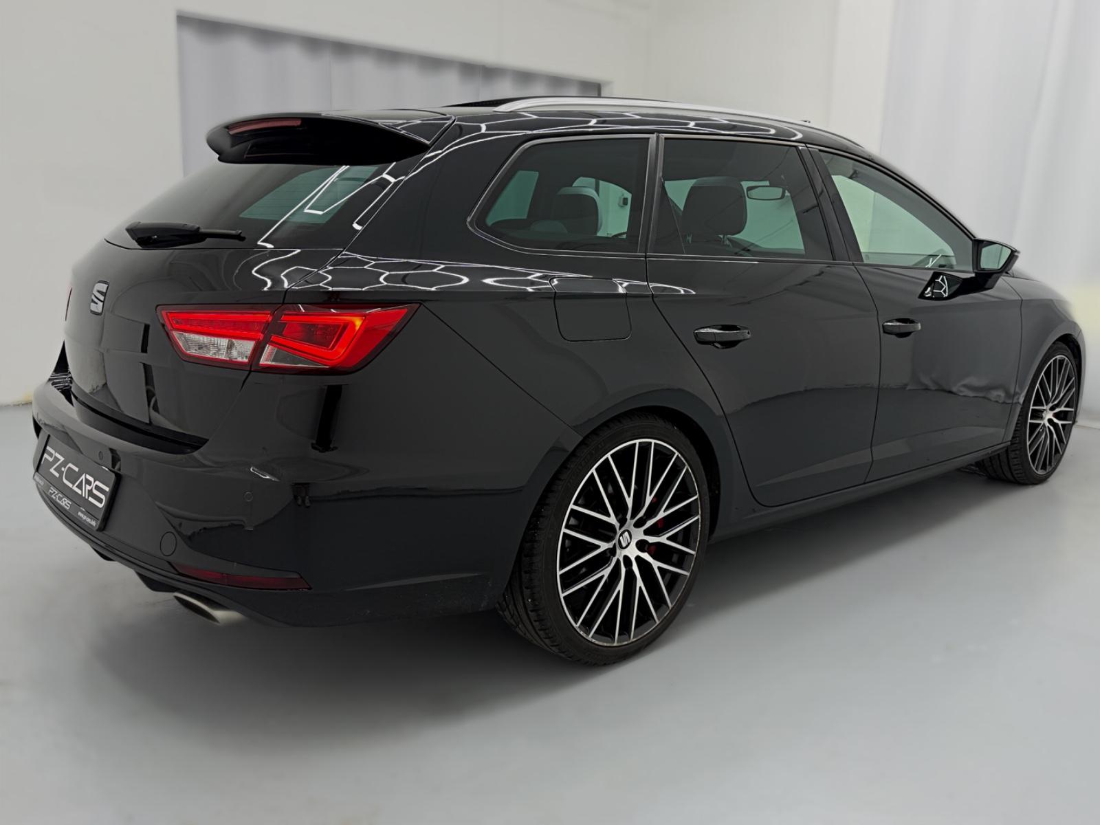 Seat Leon ST Cupra 290 ch DSG • Toit pano • Caméra • Cuir / Alcantara • DCC • Jantes 19"