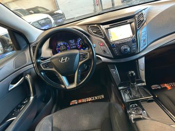 Hyundai i40 cw blue Premium *Navi*TOP*AHK*
