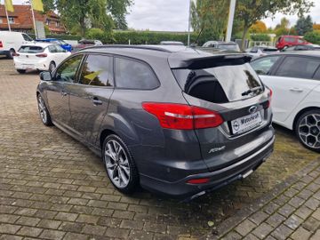 Bild 10 Ford Focus Turnier ST-Line