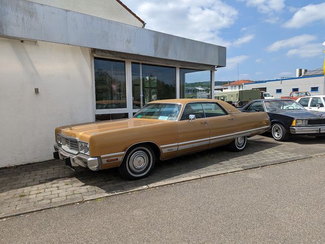 Chrysler New Yorker 4 Door Hardtop Sedan H-Zul.