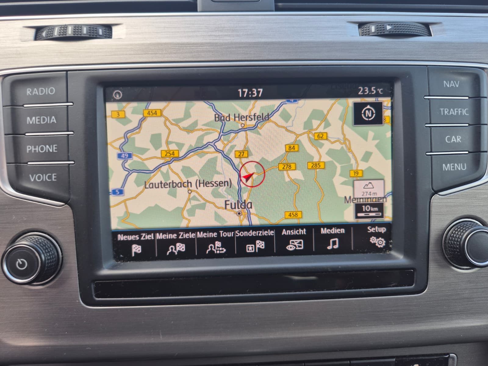 Fahrzeugabbildung Volkswagen Golf 1.6 TDI Comfortline BMT*PDC*TEMPOMAT*