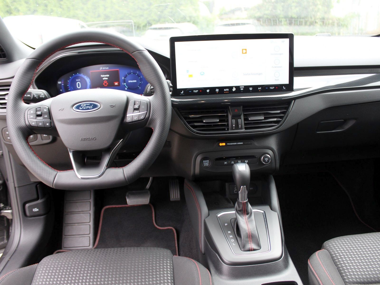 Fahrzeugabbildung Ford Focus ST-Line X 1,0 EcoBoost Mild-Hybrid