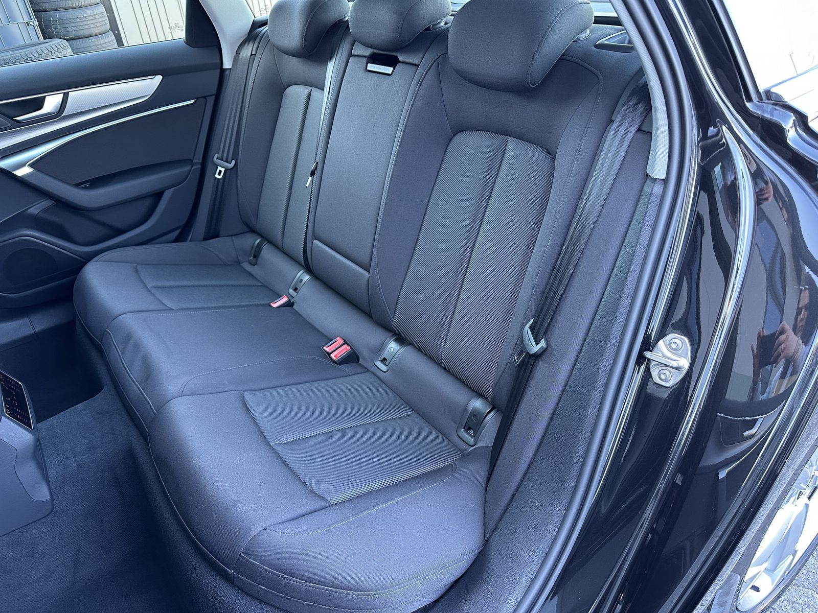 Fahrzeugabbildung Audi A6 Avant 40 TDI Sport NAV+MATRIX+360°+ACC+VC+HUD