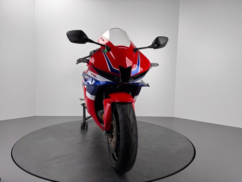 Fahrzeugabbildung Honda CBR 600 RR *NEUWERTIG *1850 KM