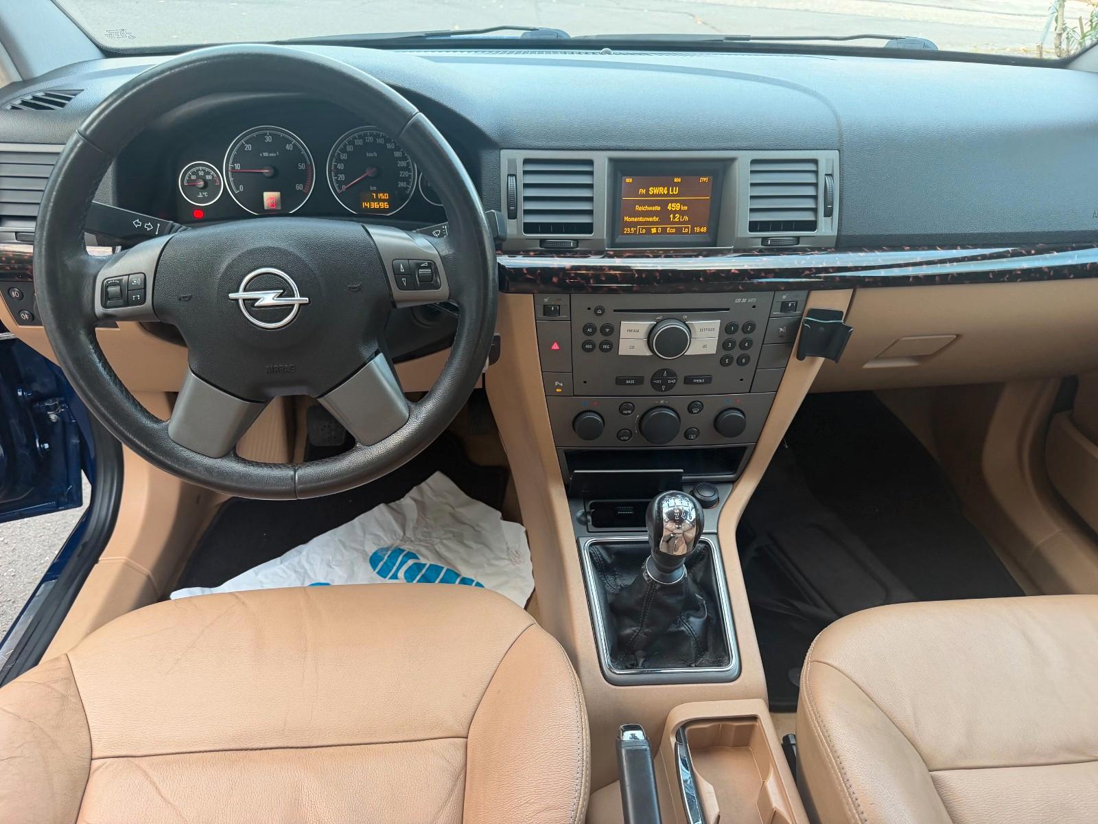 Opel Vectra 2005 — engine 1.910 cm³, 150 HP (110kW)
