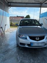 Honda Accord 2,2 Dieselmotor - Honda Accord aus 2004 mit Diesel-Antrieb