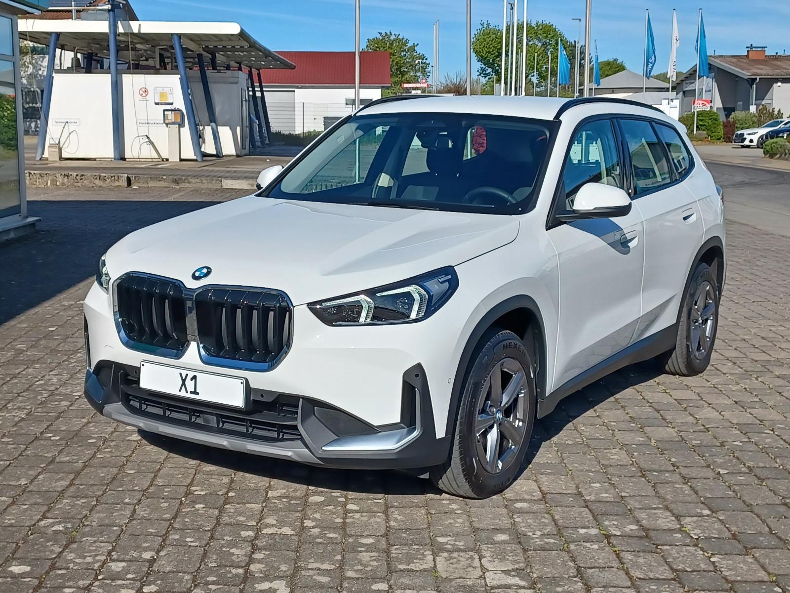 BMW X1 20 d xDrive Driving-A Premium Shadow-Line AHK