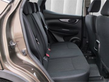 Nissan Qashqai - 9