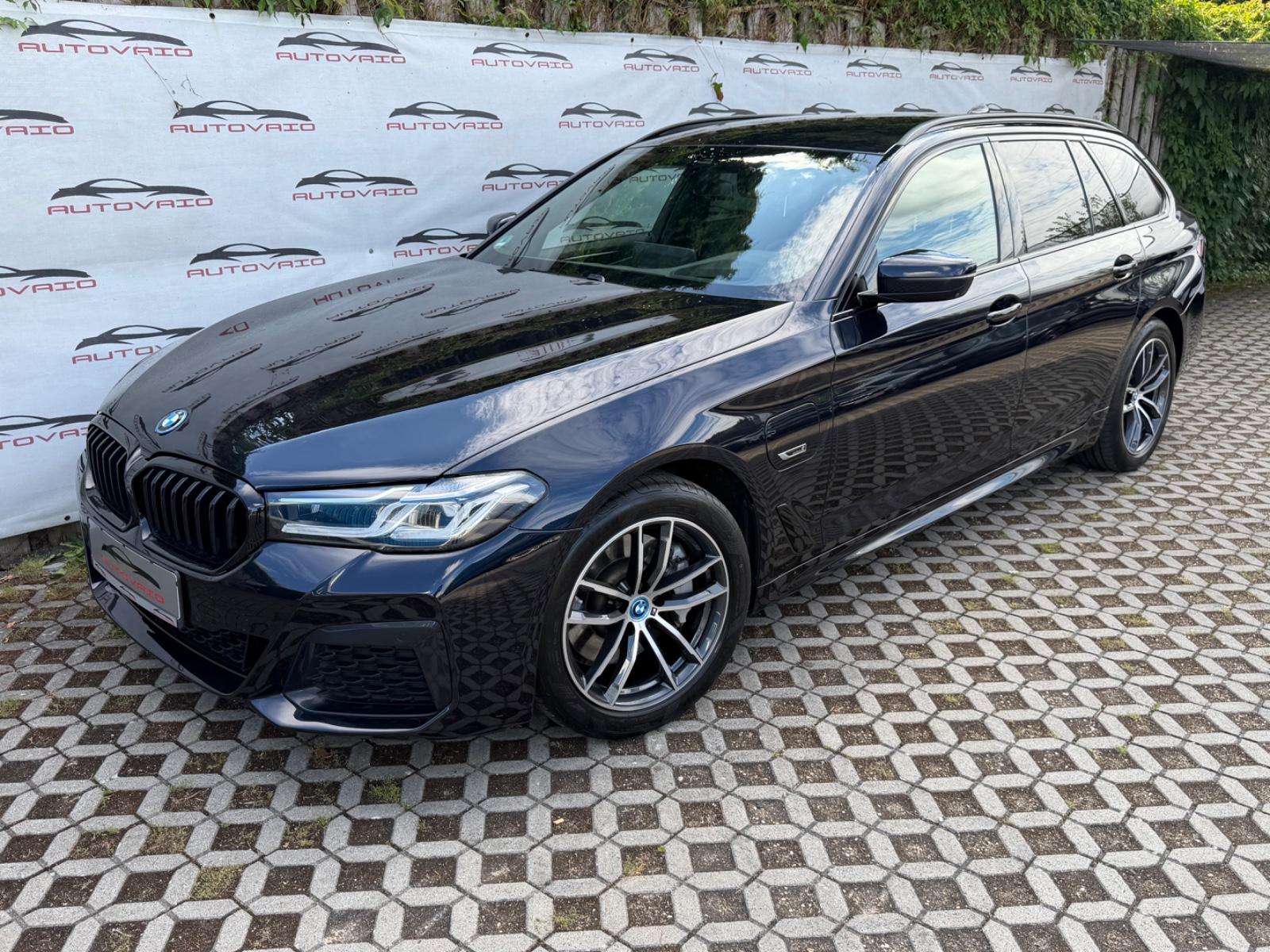 BMW 530e M Sport Laser HUD Kam 360 Ahk
