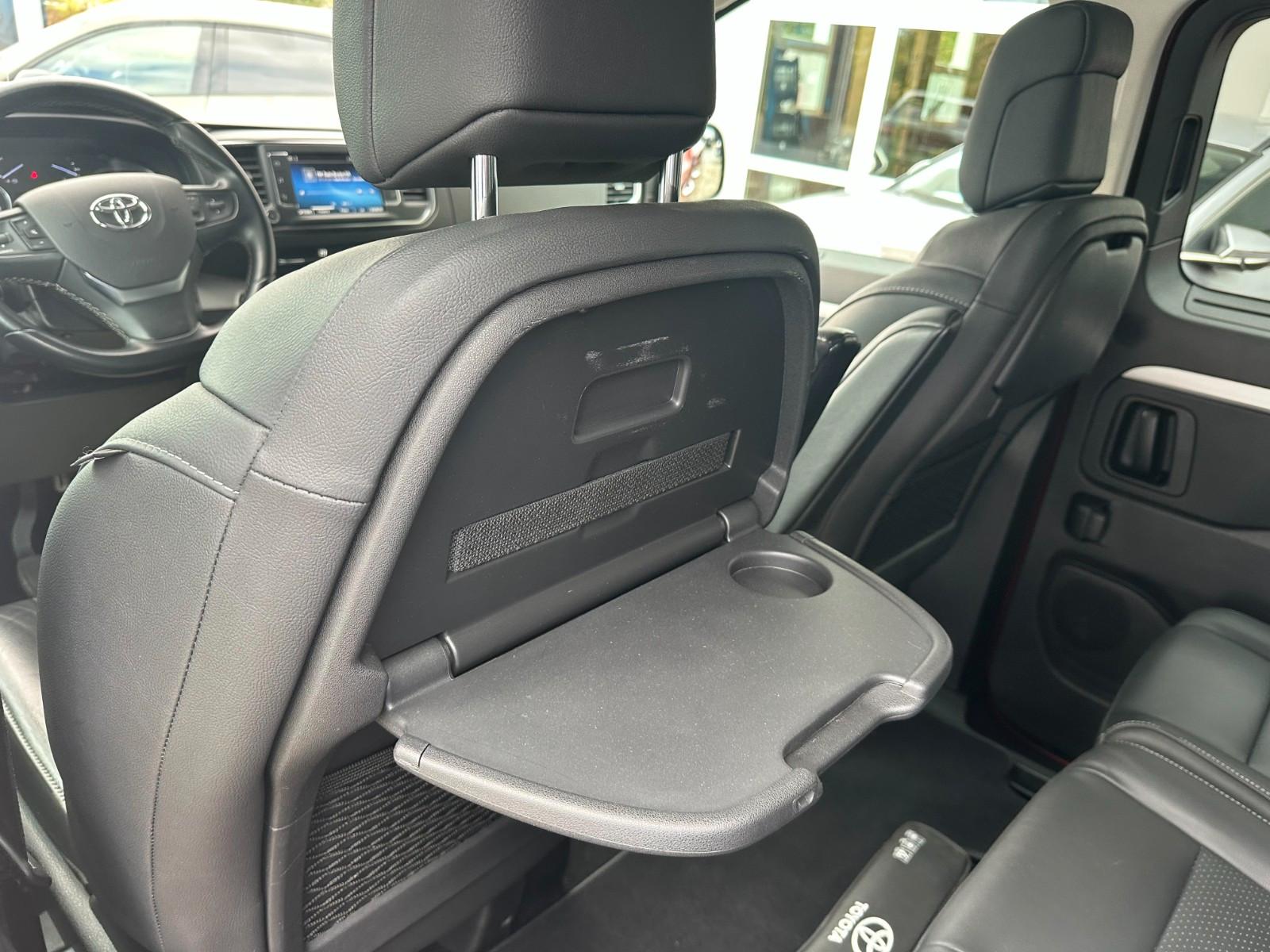 Toyota Proace Verso L1 Team Deutschland AHK Standhzg.