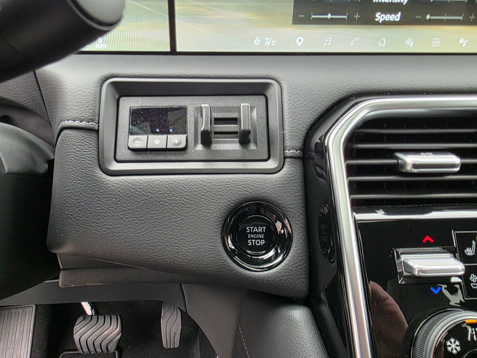 Fahrzeugabbildung Nissan Armada PLATINUM RESERVE T1: 85.000 EURO Stock!