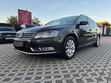 Volkswagen Passat Variant Comfortline/Navi/Klima/Sitzhz/PDC - gebrauchte VW Passat Variant aus dem Jahr 2014