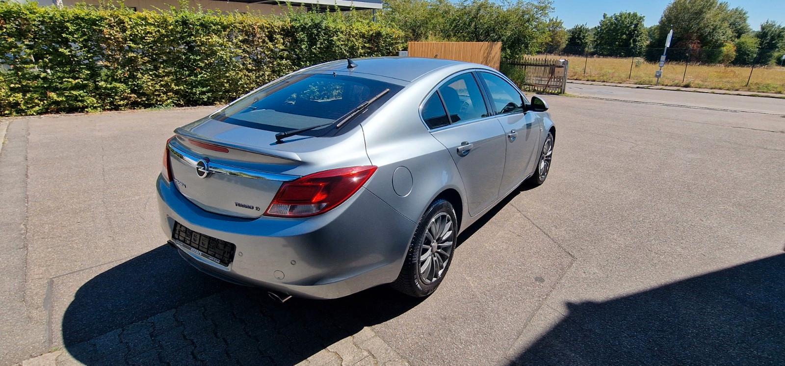 Opel Insignia A Lim. Sport 4x4*Automatik*Leder*NAVI*