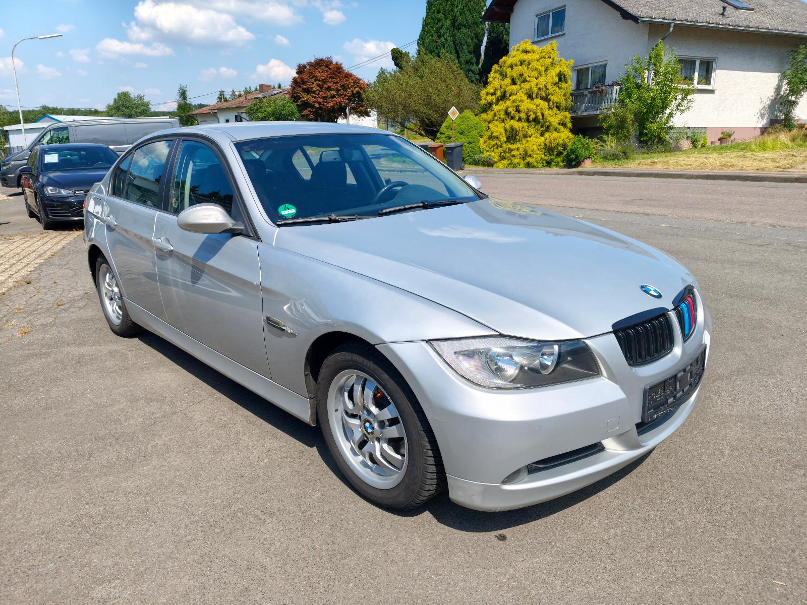 BMW 318 i Limousine Klima Sitzhz 2.Gang Springt raus
