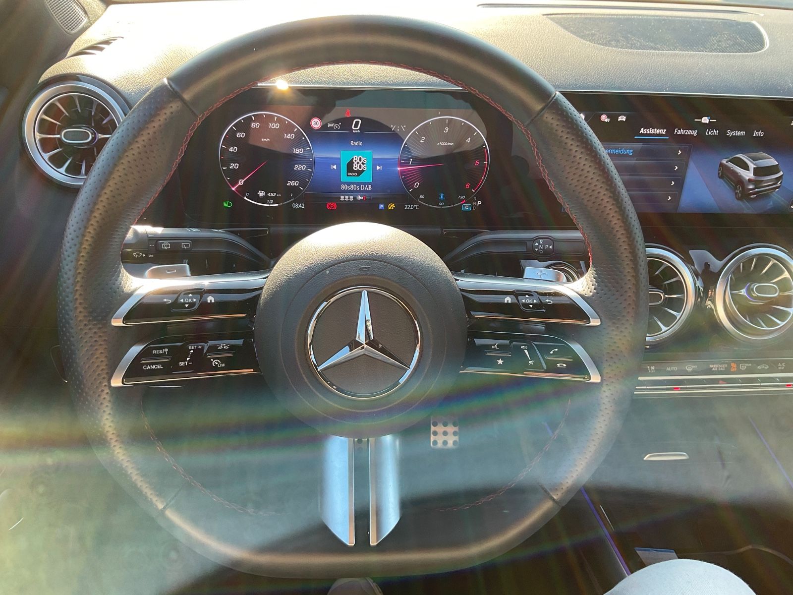 Fahrzeugabbildung Mercedes-Benz GLA 200 d,AMG,Kamera,AHK,Multibeam,Distronic