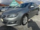 Opel Astra J Exklusiv *Standheizung *Navi *Xenon* - Opel Astra: J ST