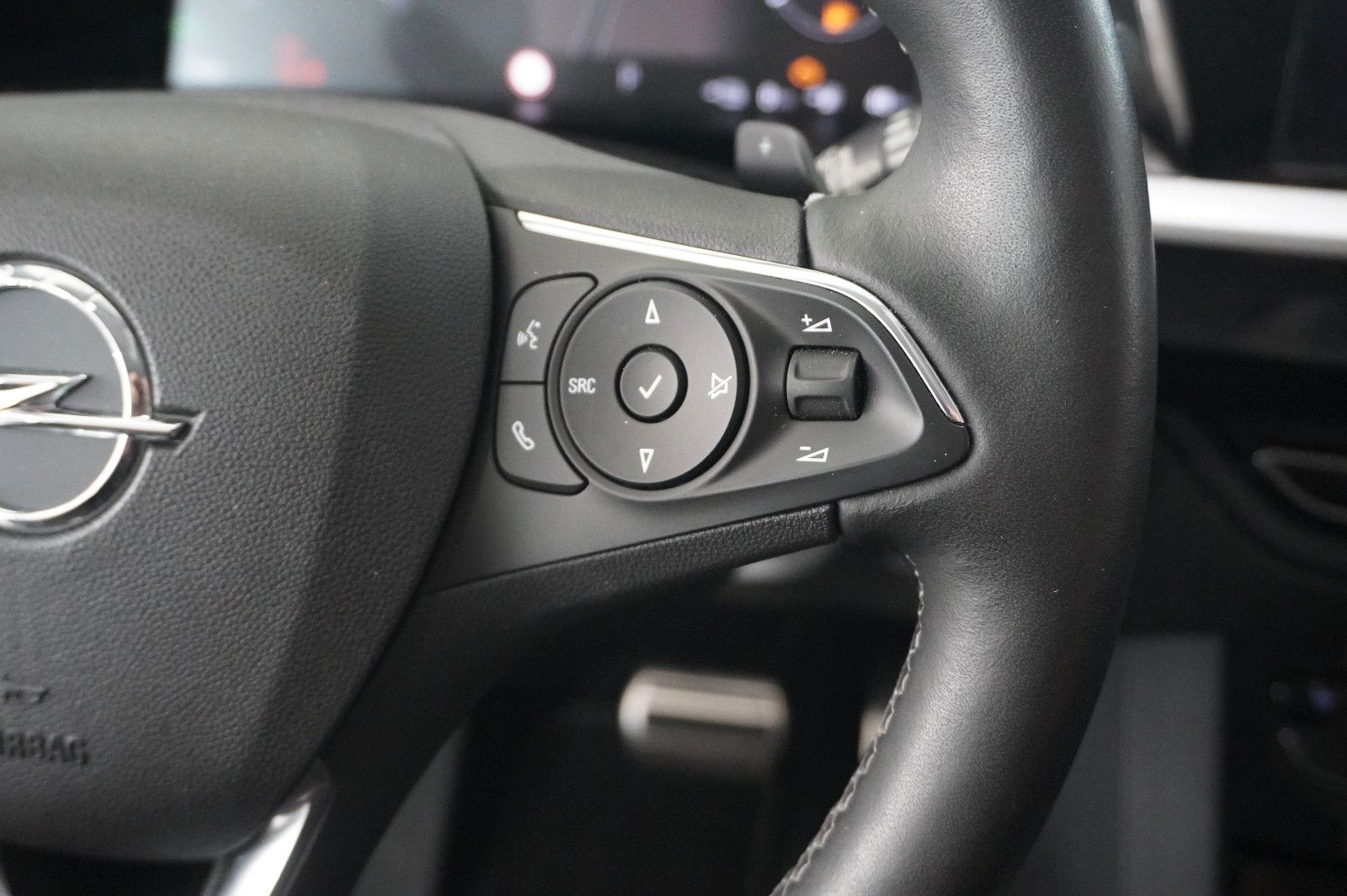 Fahrzeugabbildung Opel Grandland (X) GS SPORT 4HYBRID NAVI/LED/360°/DAB