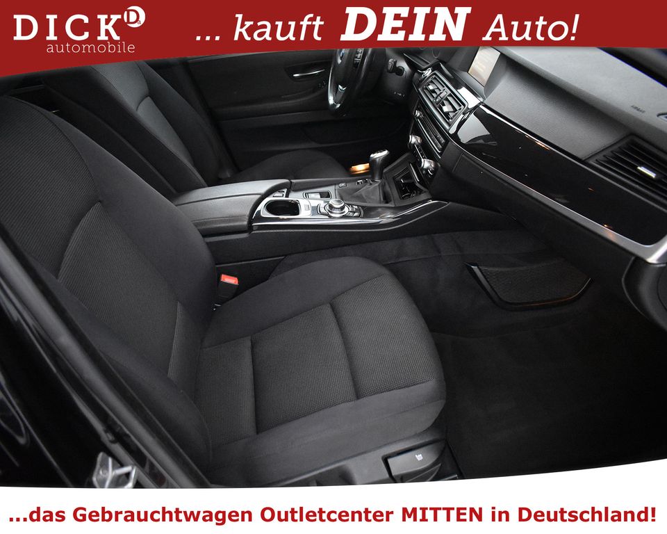 BMW 520 i Touring GEPFLEGT+NAVI+XEN+SHZ+PDC+MFL+TEMP