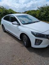 Hyundai IONIQ ELEKTRO Premium Premium - Hyundai IONIQ von privat