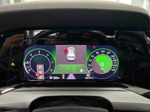 Golf VIII 2.0 TDI DSG PANO+IQ.LIGHT+RFK+HEAD-UP+