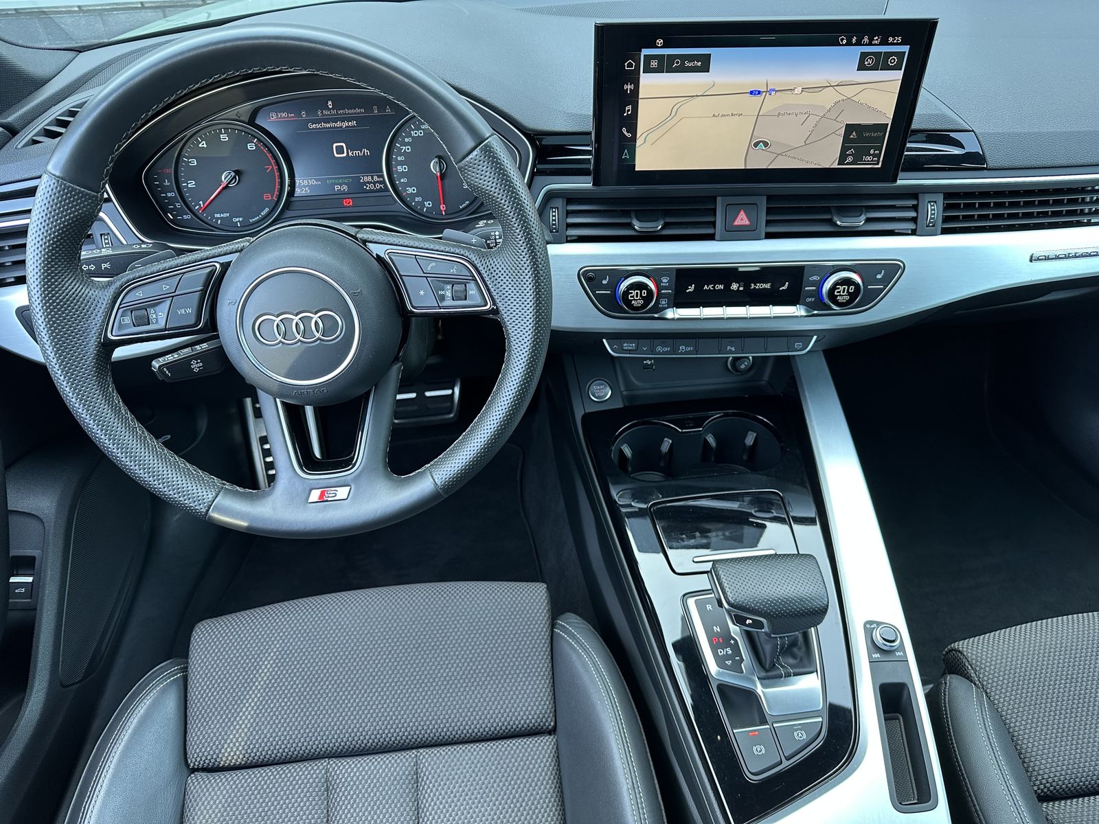 Fahrzeugabbildung Audi A5 SpB 40 TFSI Qu S-Line Black NAV+LED+PANO+20ZO