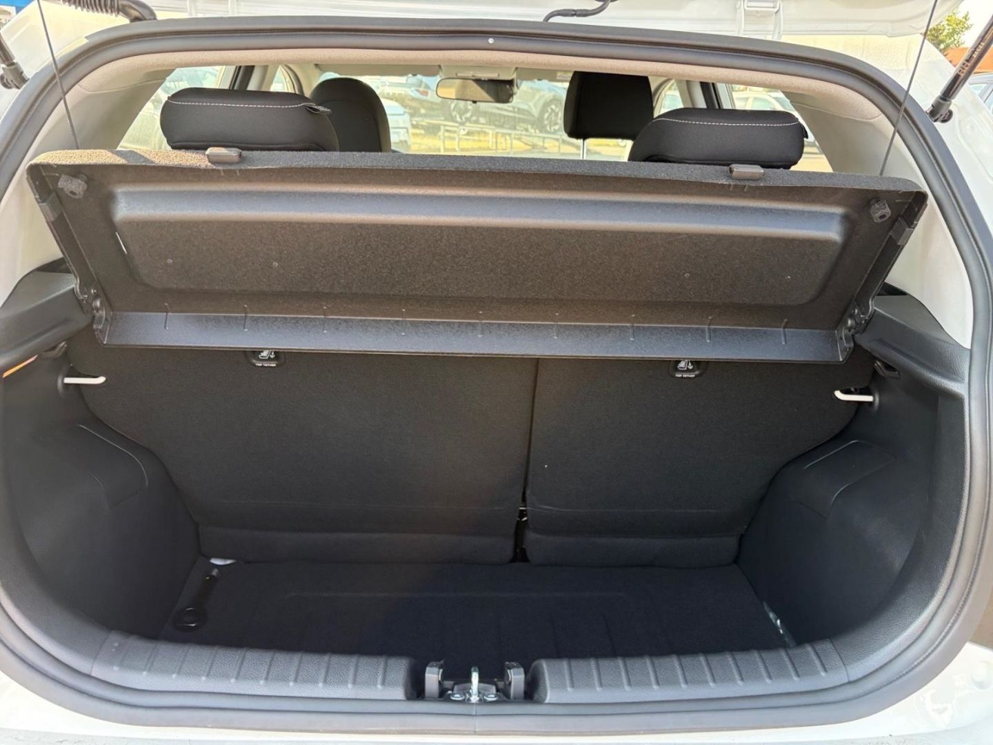 Fahrzeugabbildung Kia Picanto Core 1.0 Navi Spurhalteass. Fernlichtass