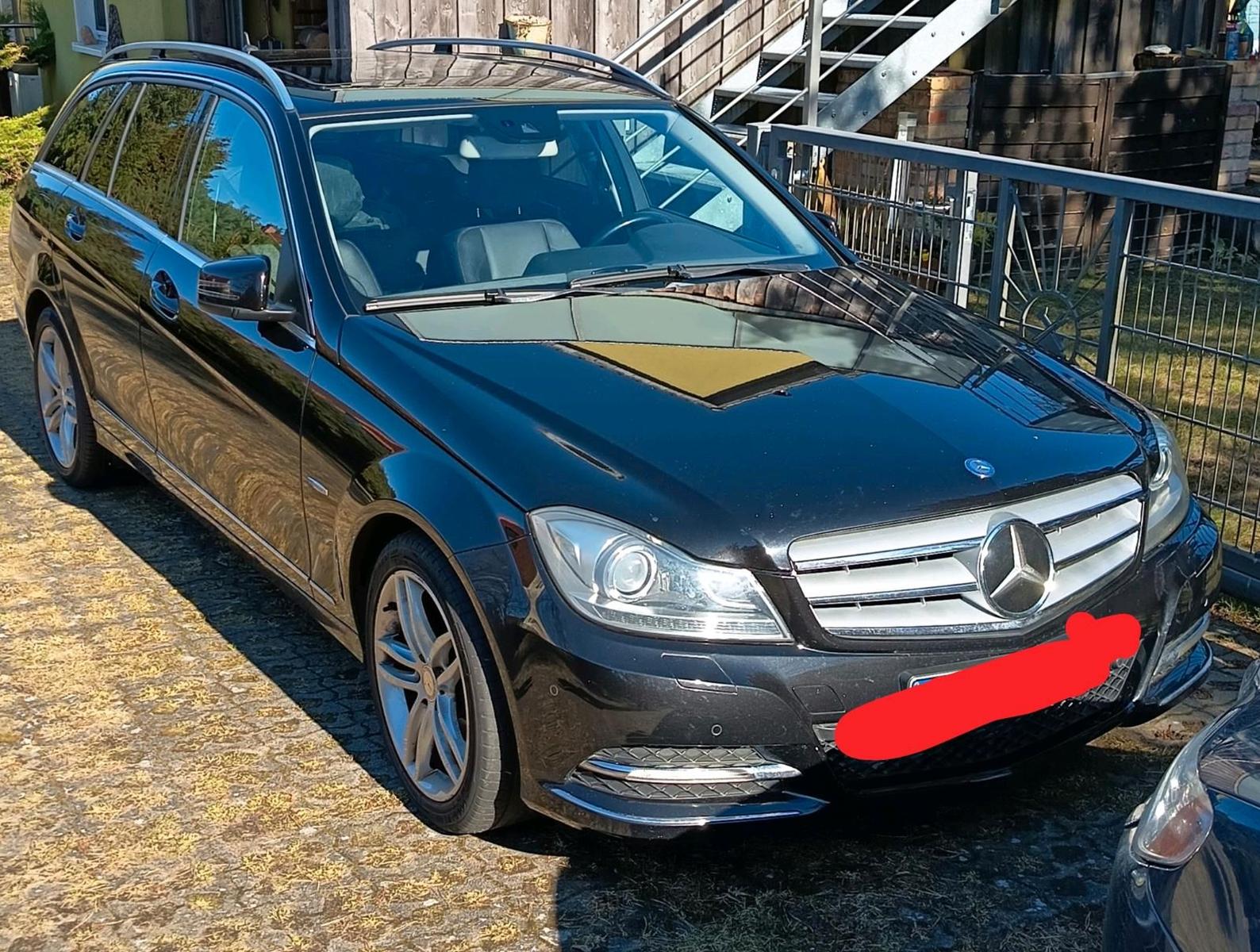 Mercedes-Benz C 220