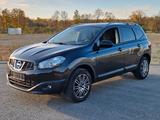 Nissan Qashqai+2 (TÜV BIS 02/27) - schwarze Nissan Qashqai+2