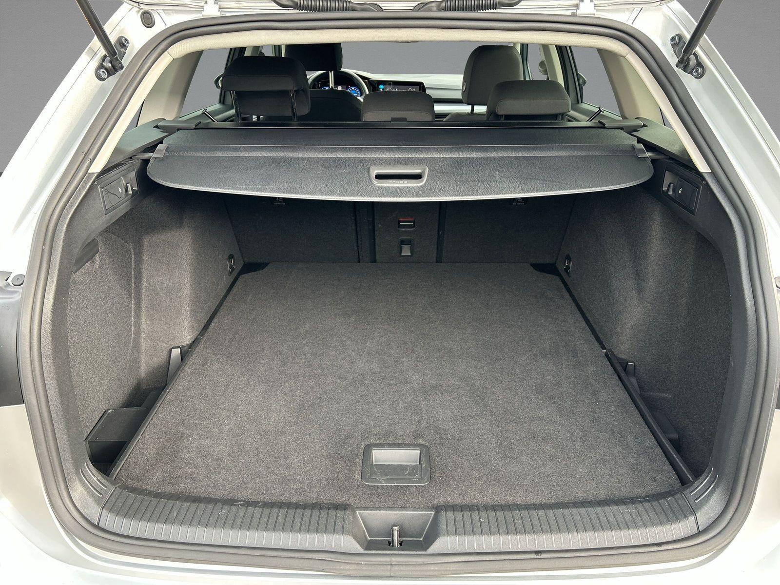 Volkswagen Golf VIII Variant 2.0 TDI Active LED+NAVI+ACC, миниатюра 9