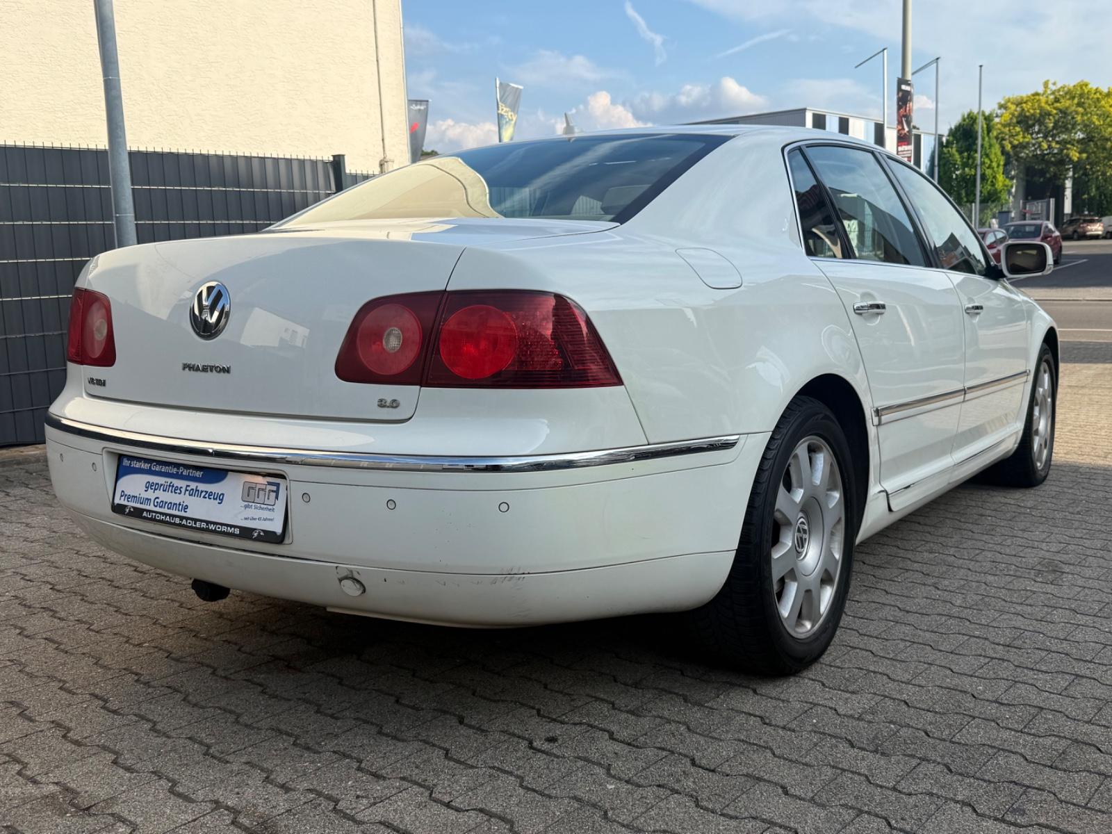 Volkswagen Phaeton V6TDI 4M*2HD*KAM*AUTO*SCHIEB*MASSA+5SITZ