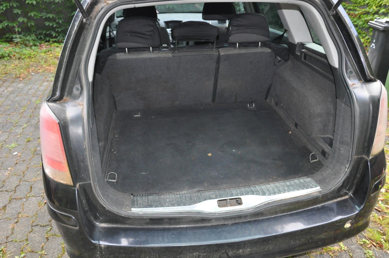 Opel Astra 2006 — photo 12