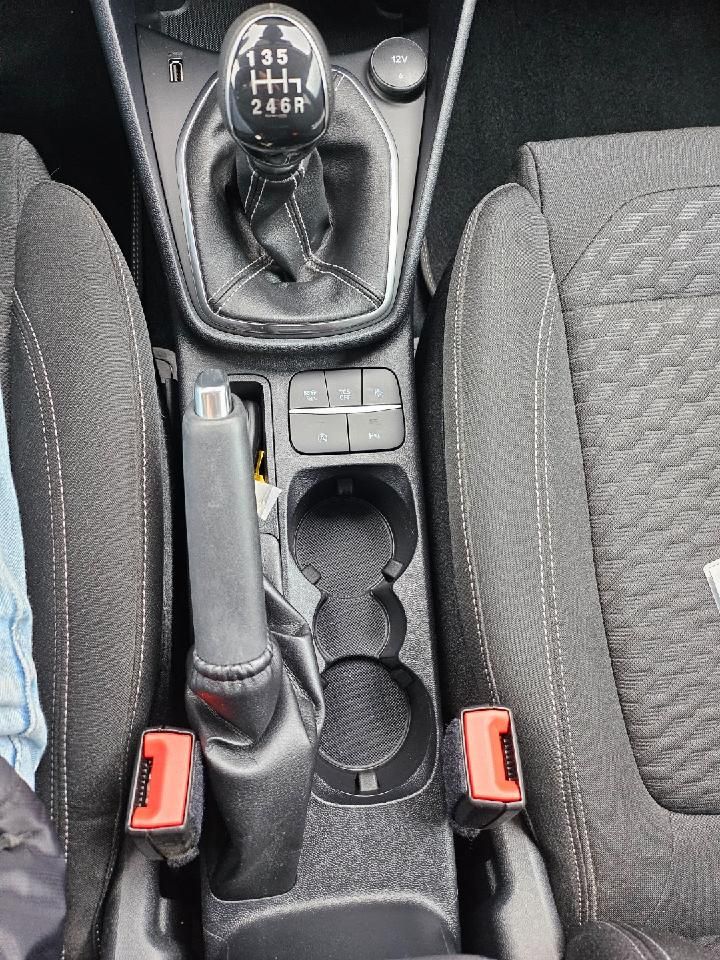 Fahrzeugabbildung Ford Fiesta Titanium
