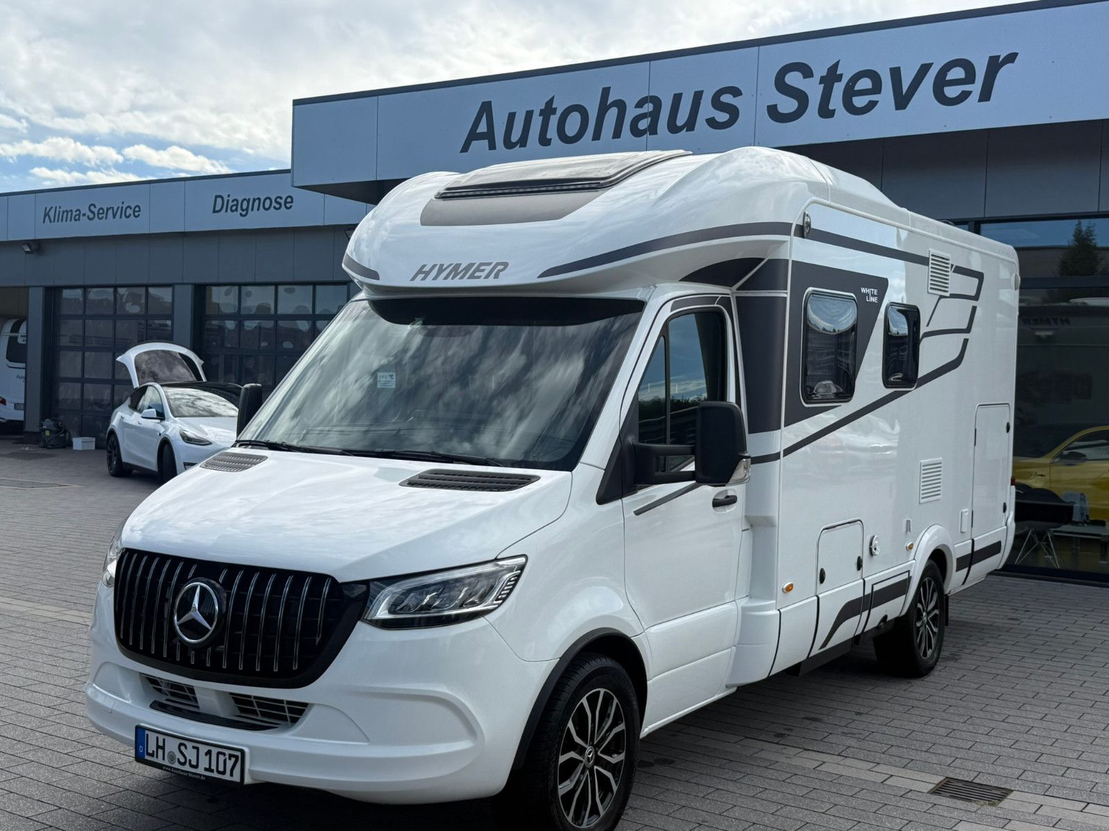 Fahrzeugabbildung HYMER / ERIBA / HYMERCAR BMC 550 T  White  Line