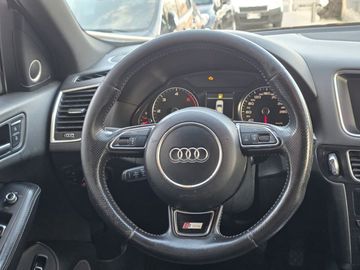 Audi Q5 - 11